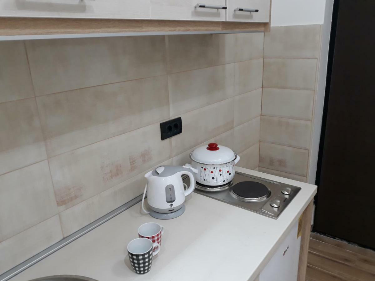 Sweet Yellow Apartment Beograd Ngoại thất bức ảnh
