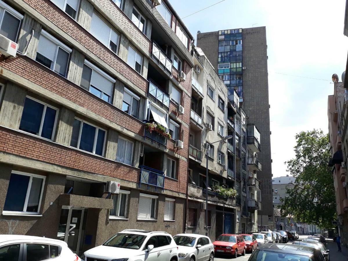 Sweet Yellow Apartment Beograd Ngoại thất bức ảnh